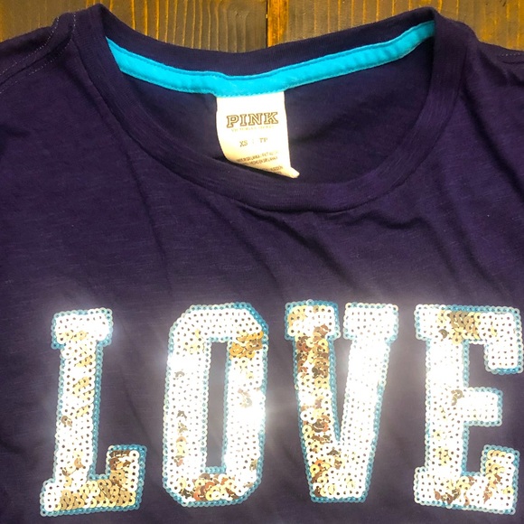 NWOT- PINK Victoria Secret Blingy LOVE PINK T-Shirt Size XS - Picture 4 of 5